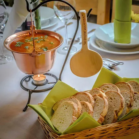 Pod Wulkanem Kluszkowce